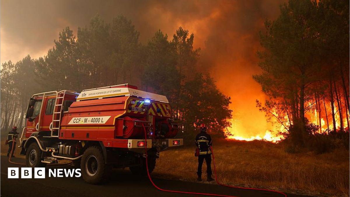 Kebakaran hutan di Prancis menyebabkan evakuasi besar-besaran